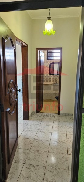 Casa, 3 quartos, 262 m² - Foto 5